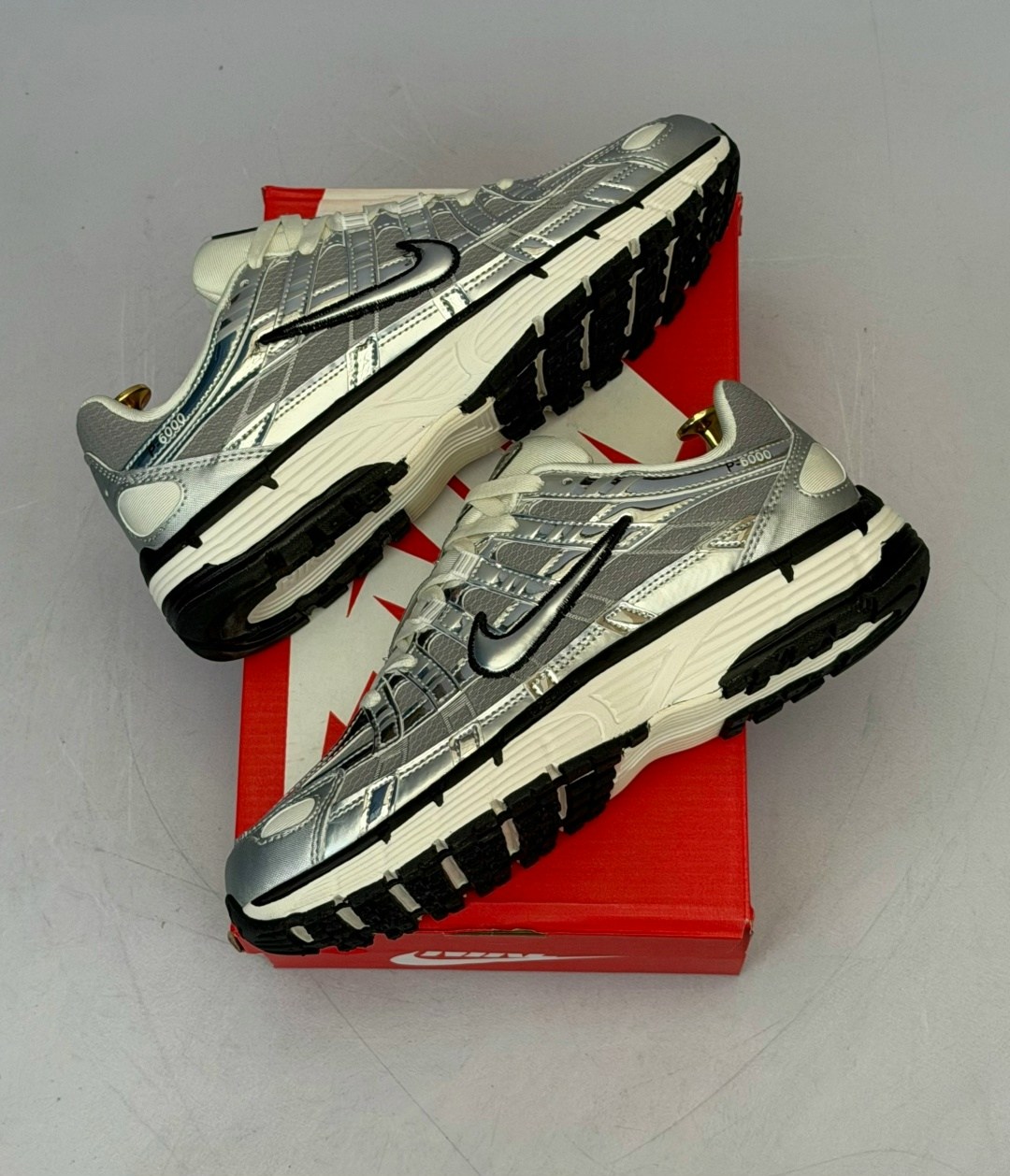 nike p6000 metallic silver,nike p-6000 metallic silver,кроссовки nike p-6000,кроссовки nike,nike p-6000 кроссовки женские silver