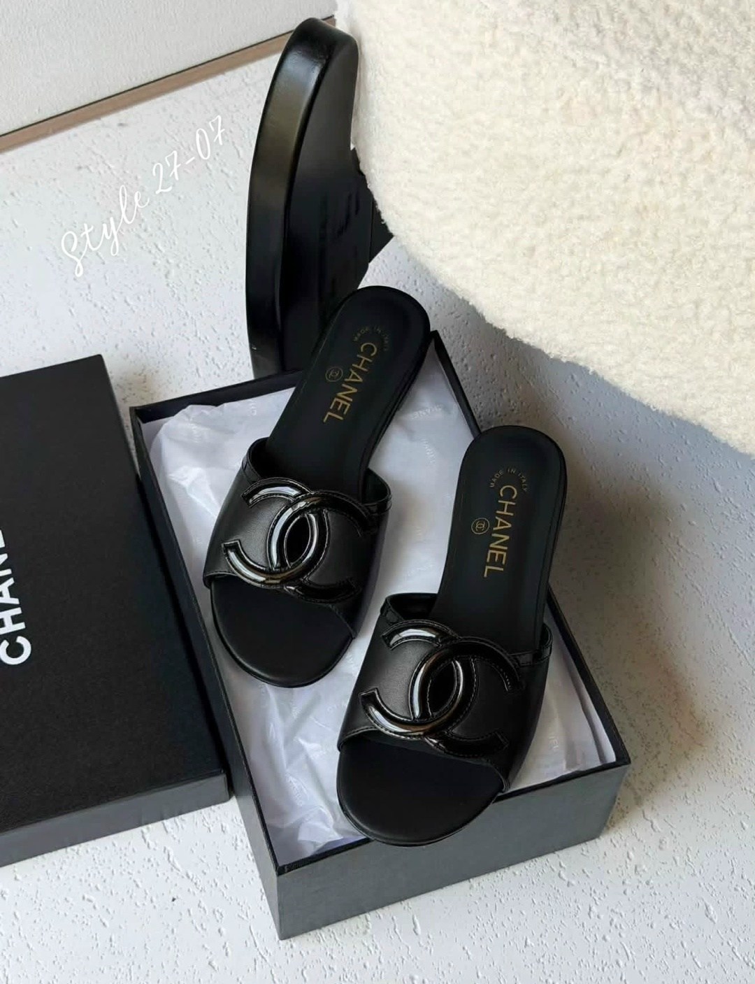 ,шлепки шанель,шлепанцы chanel,сандалии chanel,chanel slippers