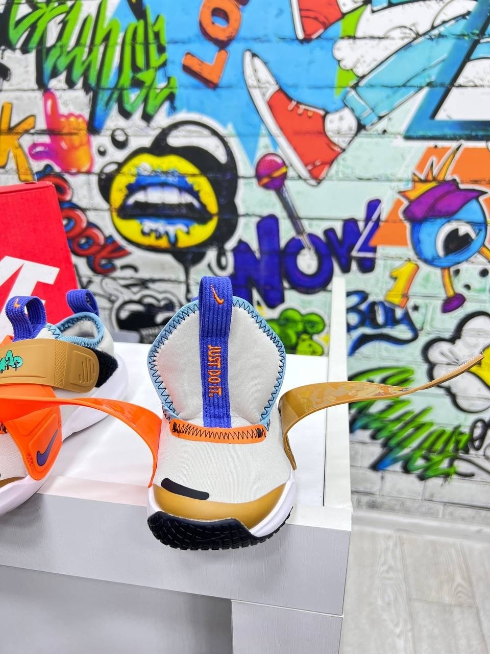 кроссовки nike,кроссовки,кроссовки оранжевые,nike air raid,кроссовки nike air