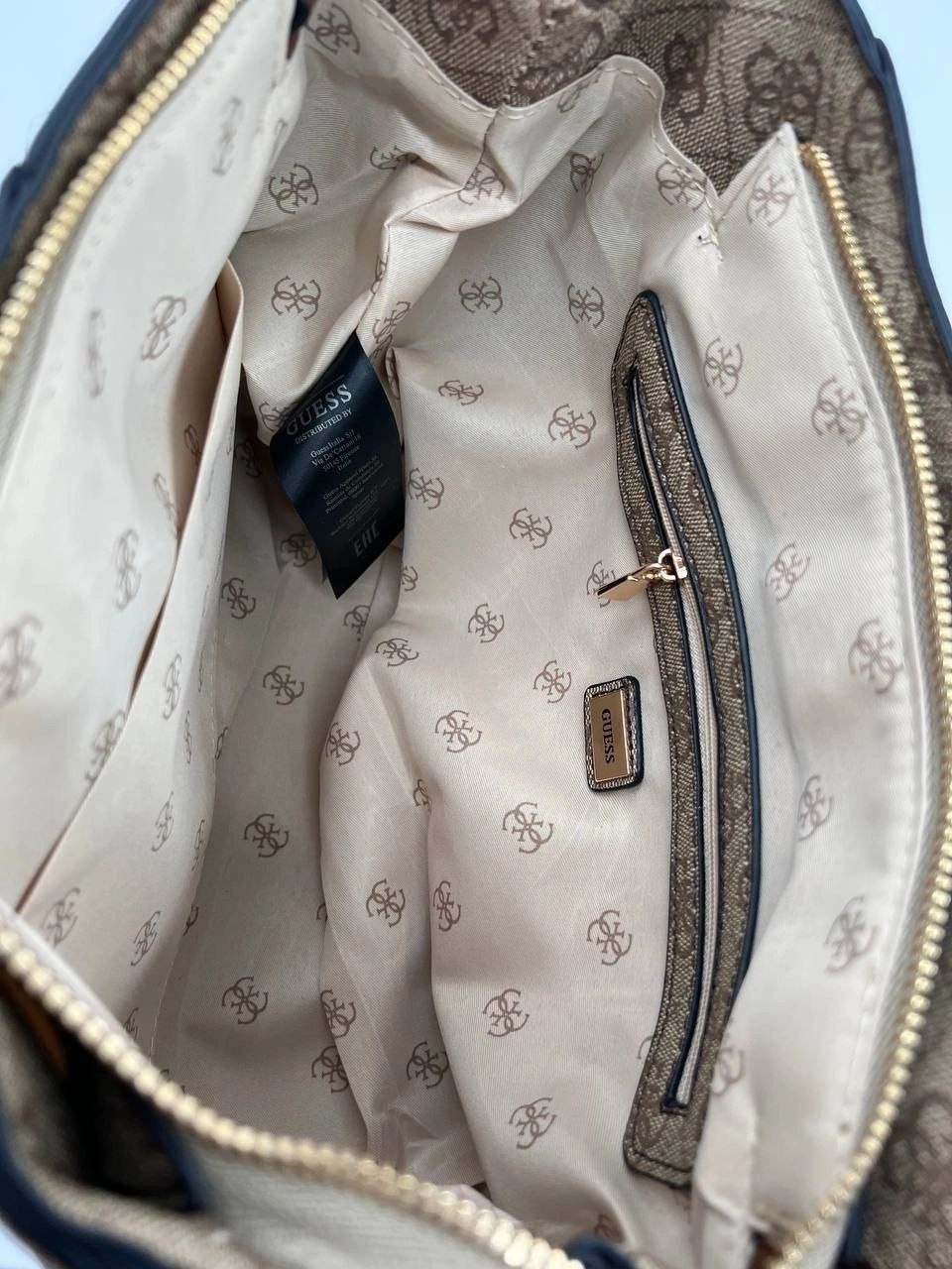 сумка guess,сумка guess коричневый,сумка женская guess hwqb8377060 темно-коричневая,cумка женская guess,сумки guess сумка