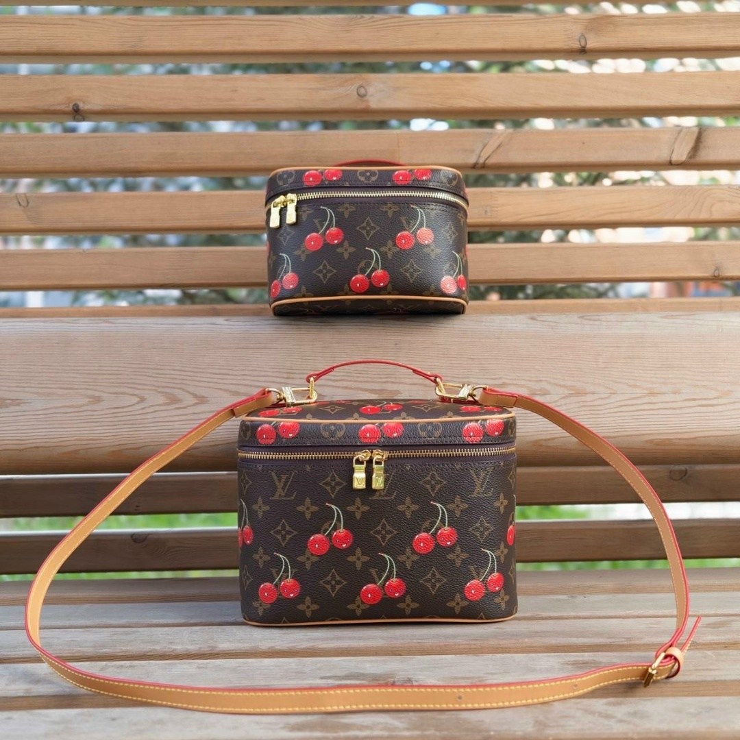 сумка косметичка louis vuitton,косметичка louis vuitton,косметичка луи виттон,косметичка,косметичка женская