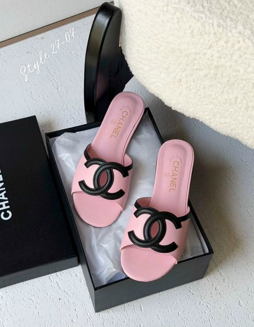 ,шлепки шанель,шлепанцы chanel,сандалии chanel,chanel slippers