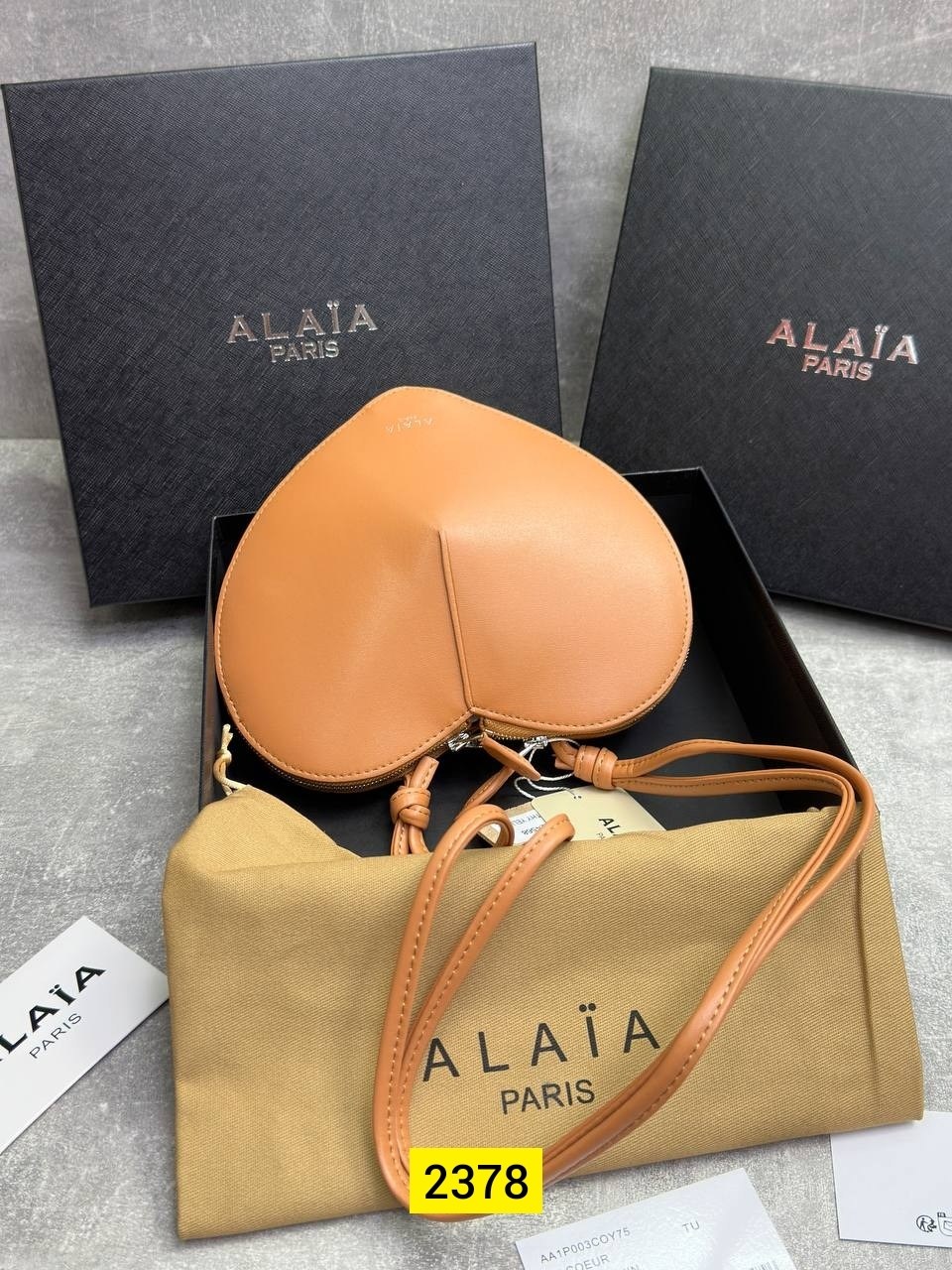 сумка,сумки женская,сумочка,сумка alaia,сумка сердце