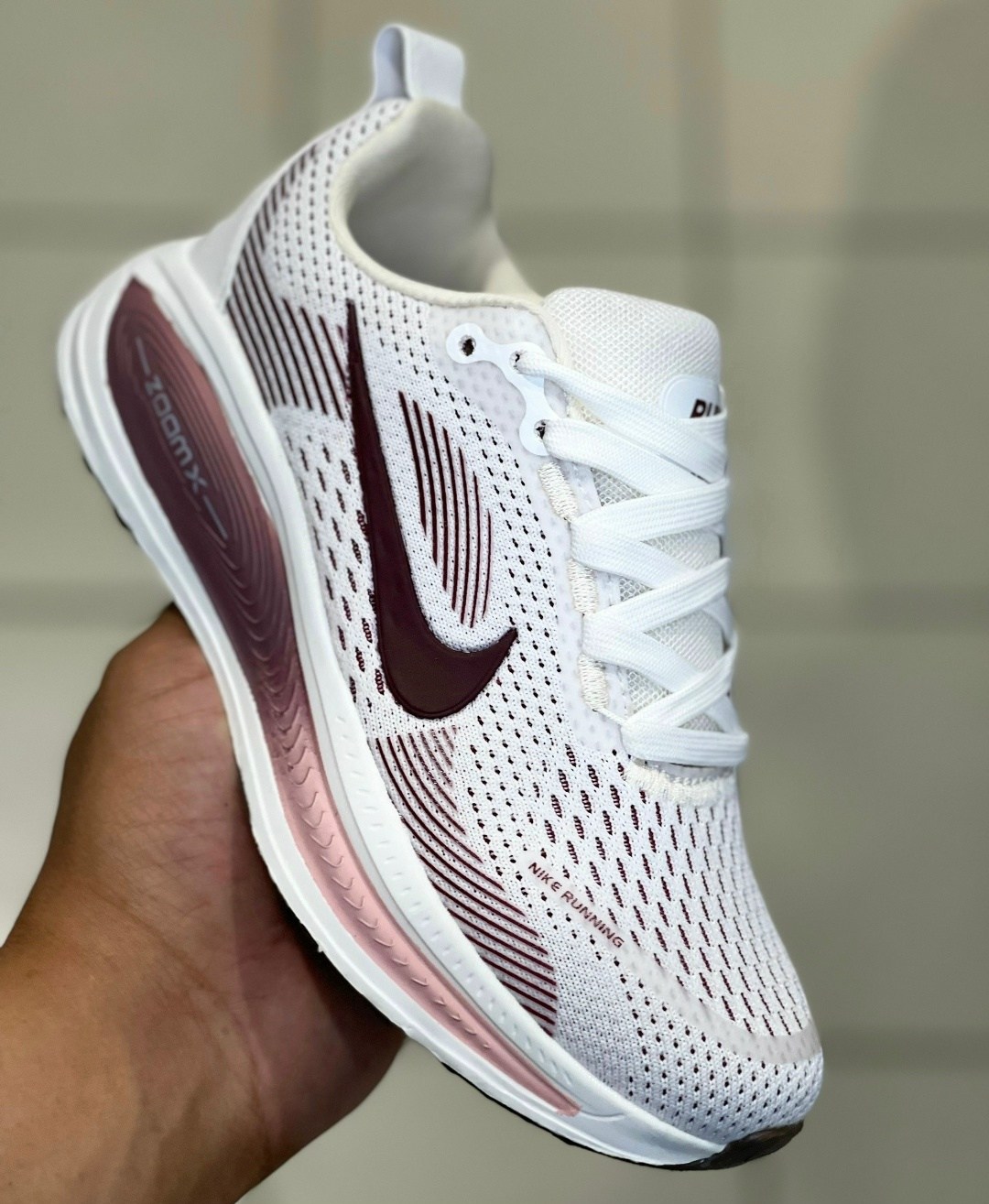 кроссовки nike,кроссовки,кроссовки nike vomero,кроссовки мужские женские,повседневные кроссовки