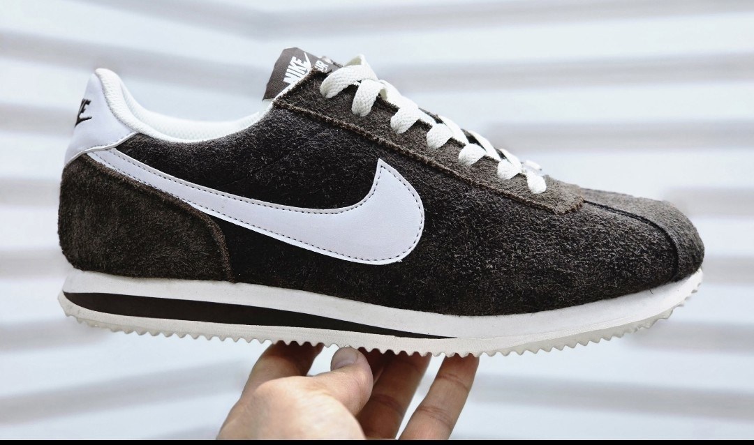 кроссовки nike cortez classic,nike cortez classic,кроссовки nike cortez,nike cortez коричневые,женские повседневные кроссовки nike classic cortez