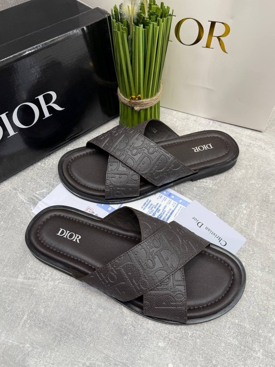 шлепанцы christian dior,,мужские шлепанцы,шлепки диор,кожаные шлепанцы