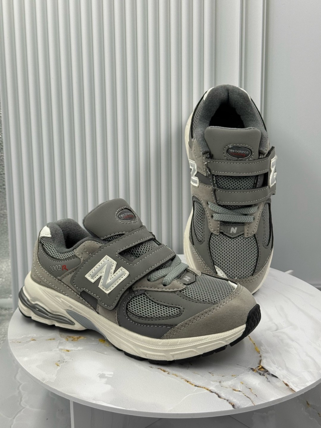 кроссовки new balance,кроссовки new balance 990v5,кроссовки,кроссовки new balance 2002 r,кроссовки new balance 2002