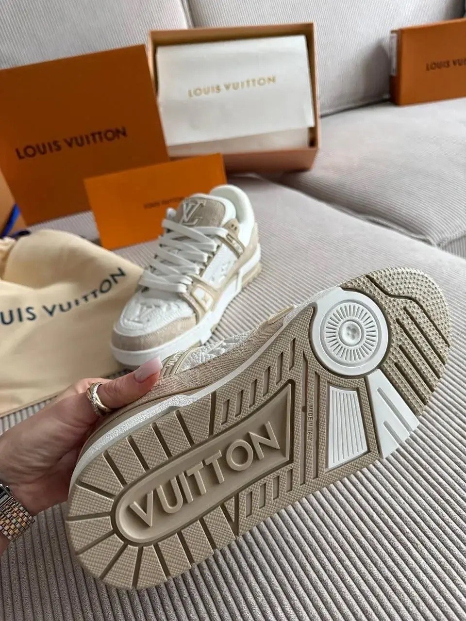 кроссовки louis vuitton кроссовки louis vuitton,кроссовки louis vuitton,женские кроссовки louis vuitton lv trainer бежевые,кроссовки louis vuitton trainer,louis vuitton кроссовки мужские
