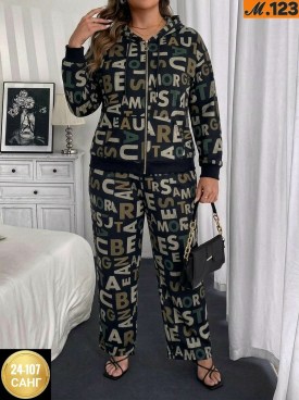 Костюм