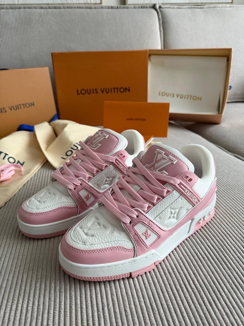 кроссовки louis vuitton trainer,кроссовки louis vuitton,луи виттон кроссовки розовые,кроссовки louis vuitton кроссовки louis vuitton,кроссовки луи виттон женские розовые