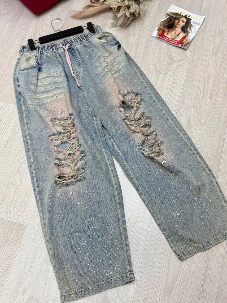 джинсы chrome hearts,chrome hearts прямые джинсы,джинсы женские,джинсовые брюки,стильные джинсы