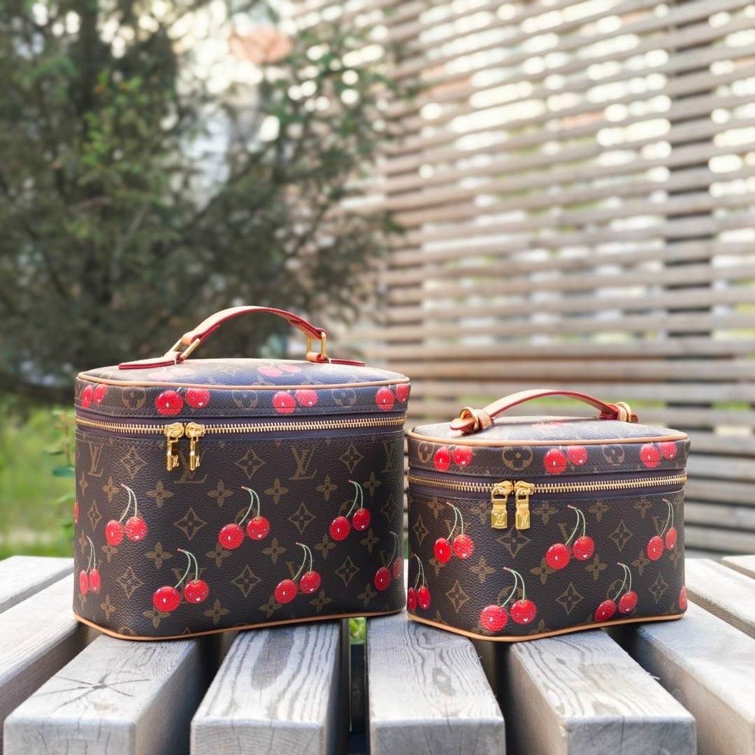 сумка косметичка louis vuitton,косметичка louis vuitton,косметичка луи виттон,косметичка,косметичка женская