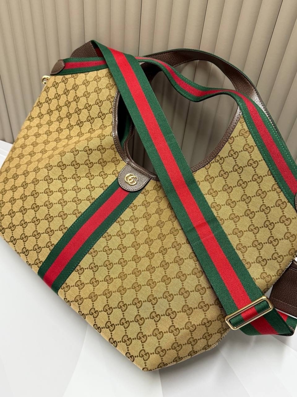 сумка gucci,сумка гуччи шоппер женская,женская сумка gucci,gucci сумка шоппер,gucci сумка на плечо