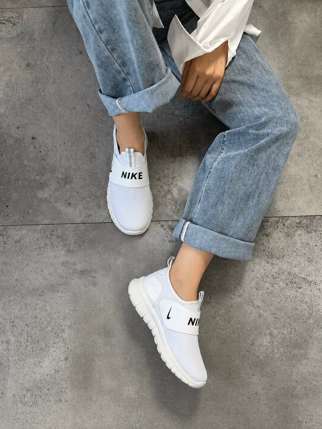 кроссовки,кроссовки женскиe,слипоны адидас,кроссовки adidas, женская