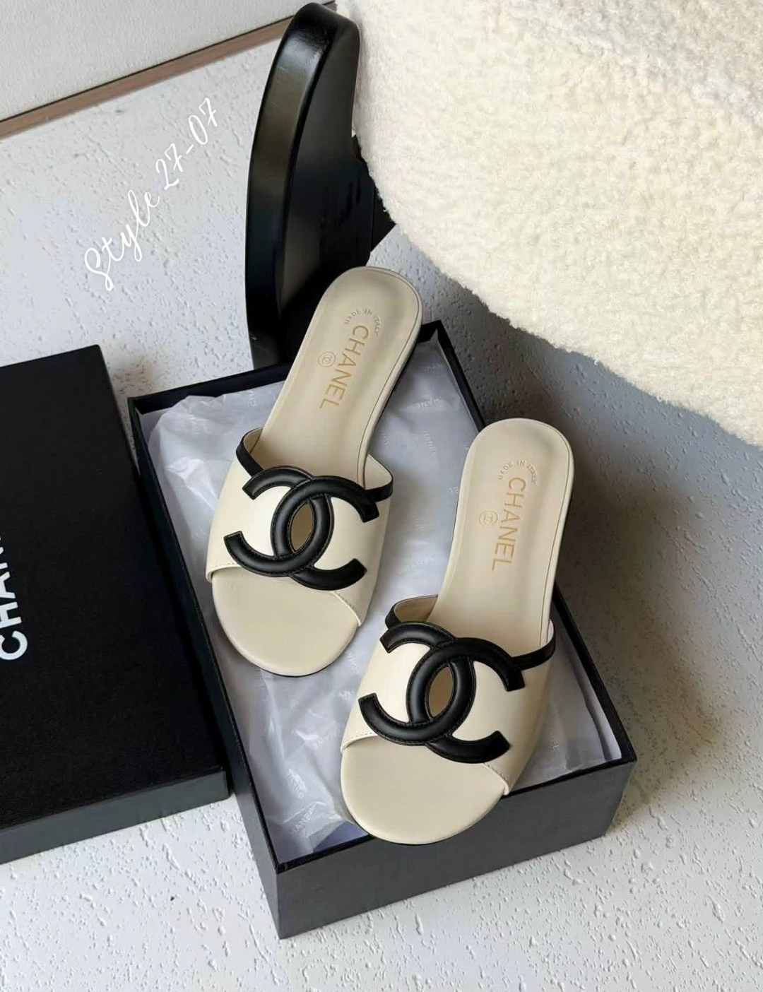 ,шлепки шанель,шлепанцы chanel,сандалии chanel,chanel slippers