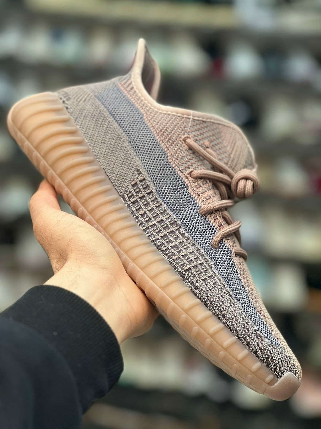 adidas yeezy boost 700 v 3,adidas yeezy boost 700,кроссовки adidas yeezy boost 700,кроссовки adidas yeezy boost 700 v3,yeezy boost 700 v 3