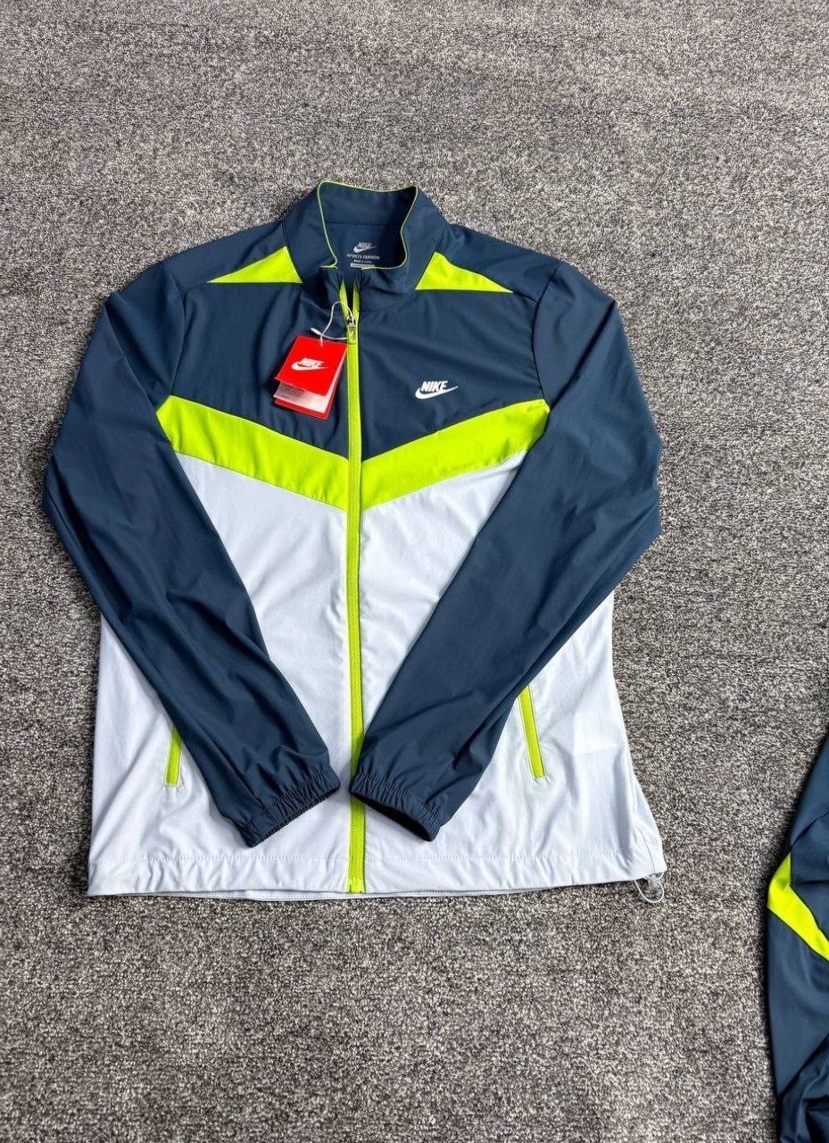 nike sportswear windrunner,костюм спортивный nike sportswear tracksuit cv9335,спортивный костюм мужской найк,спортивные костюмы,костюм найк мужской