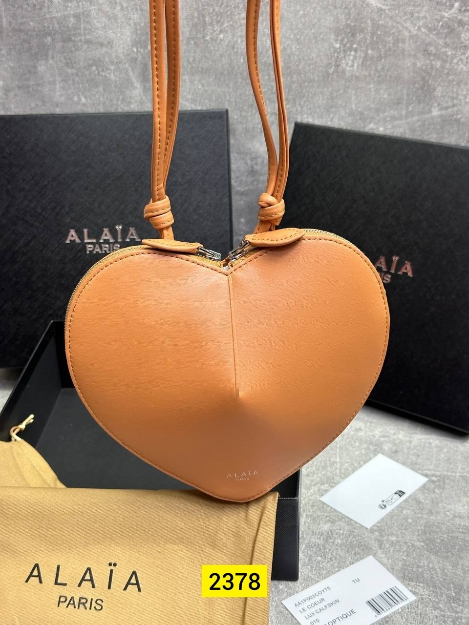 сумка,сумки женская,сумочка,сумка alaia,сумка сердце