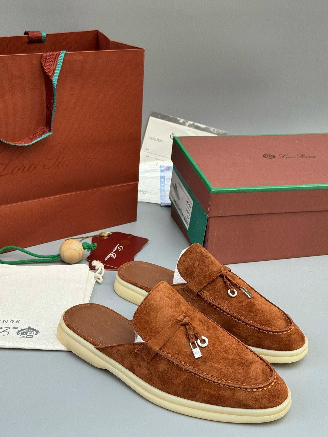 ,лоферы loro piana,лоферы loro piana женские,лоферы замшевые,мюли loro piana