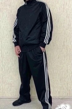 Костюм