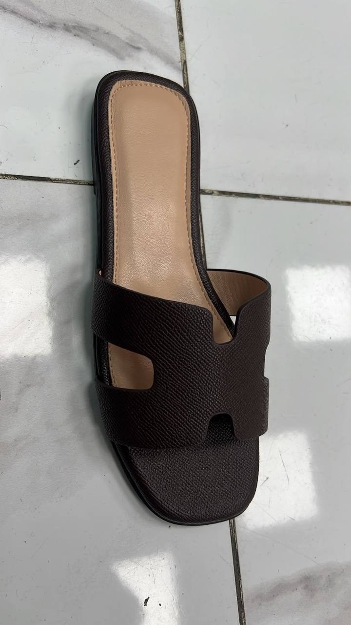 шлепки эрмес коричневые,,шлепки hermes женские,шлепки гермес женские,шлепанцы женские