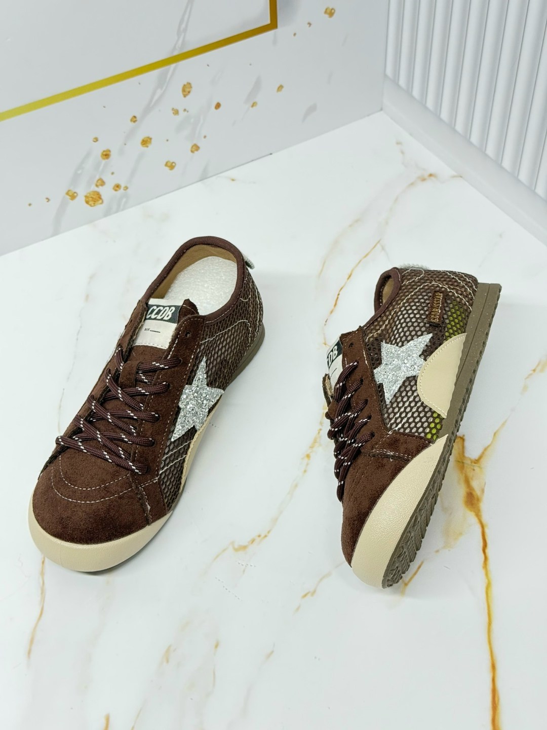 golden goose кроссовки super-star коричневый,кеды golden goose,,кроссовки golden goose,лаковые кроссовки golden goose