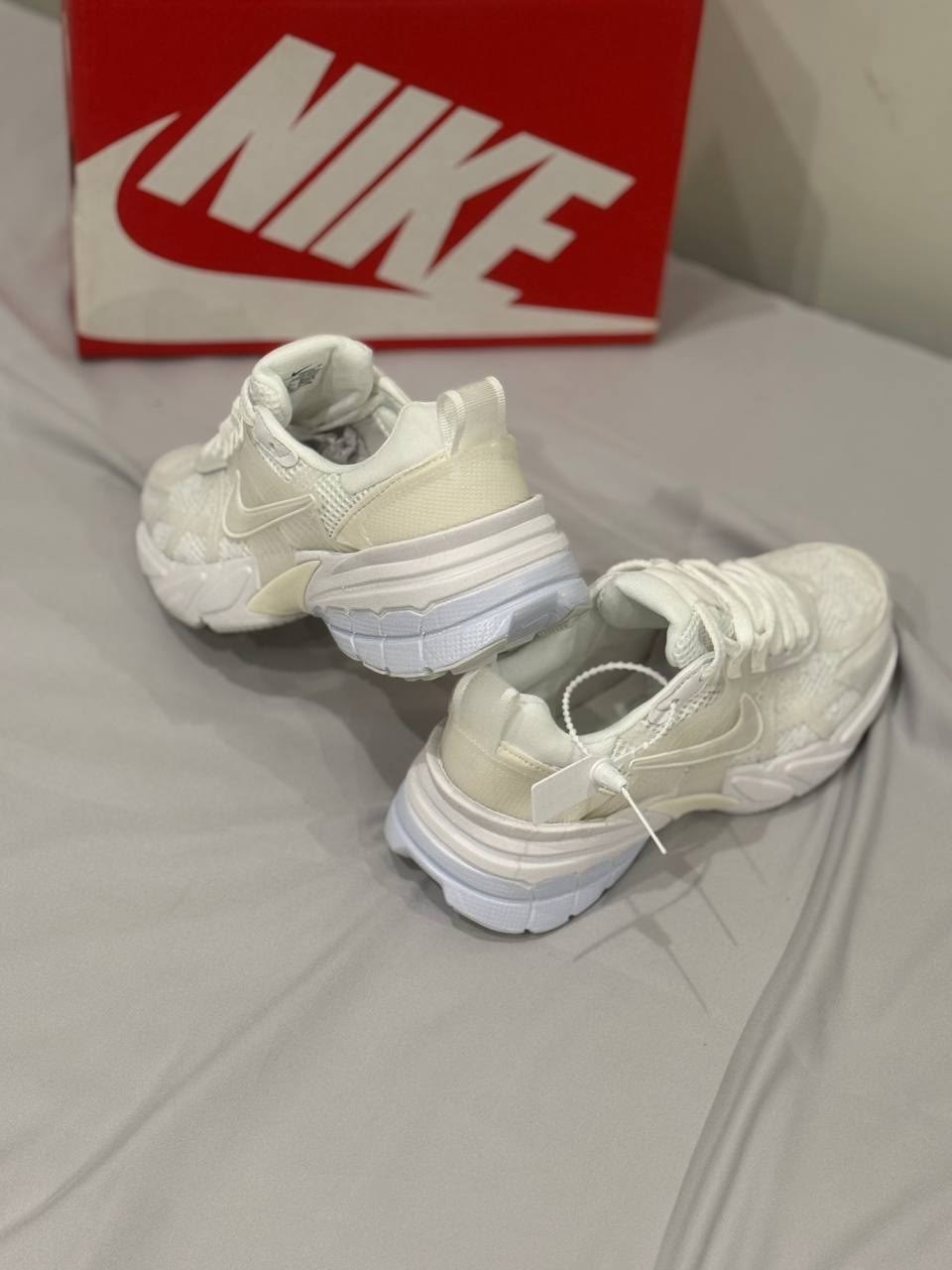 кроссовки nike женские,nike v2k run женские беговые кроссовки,кроссовки nike,кроссовки,nike розовые кроссовки