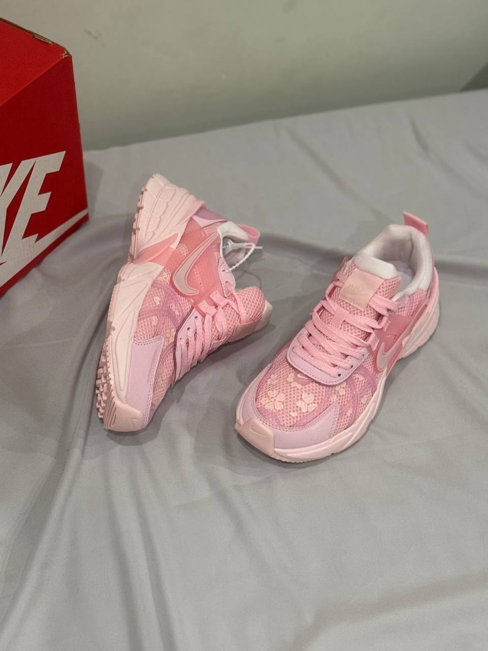 кроссовки nike женские,nike v2k run женские беговые кроссовки,кроссовки nike,кроссовки,nike розовые кроссовки