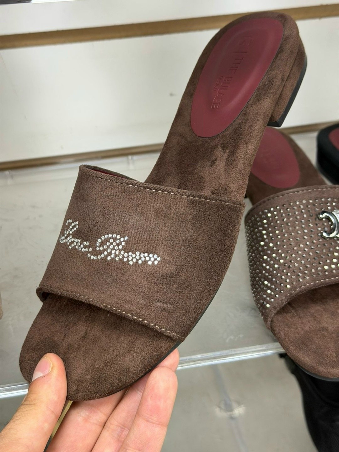 ,женские шлепанцы,босоножки yves saint laurent,обуви,модные тапочки