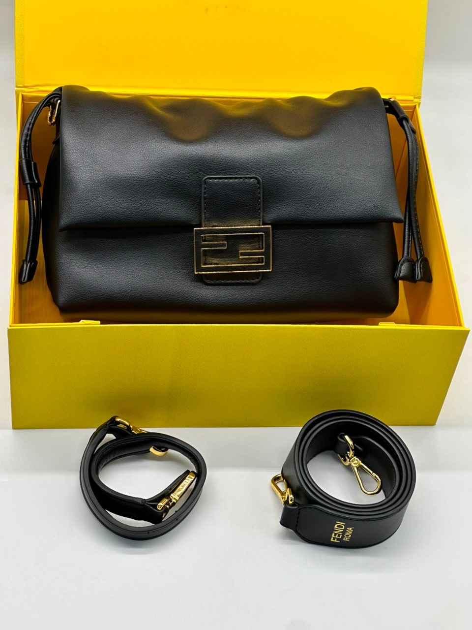 fendi сумка,сумка женская fendi,fendi сумка на плечо,сумка фенди,люкс сумка