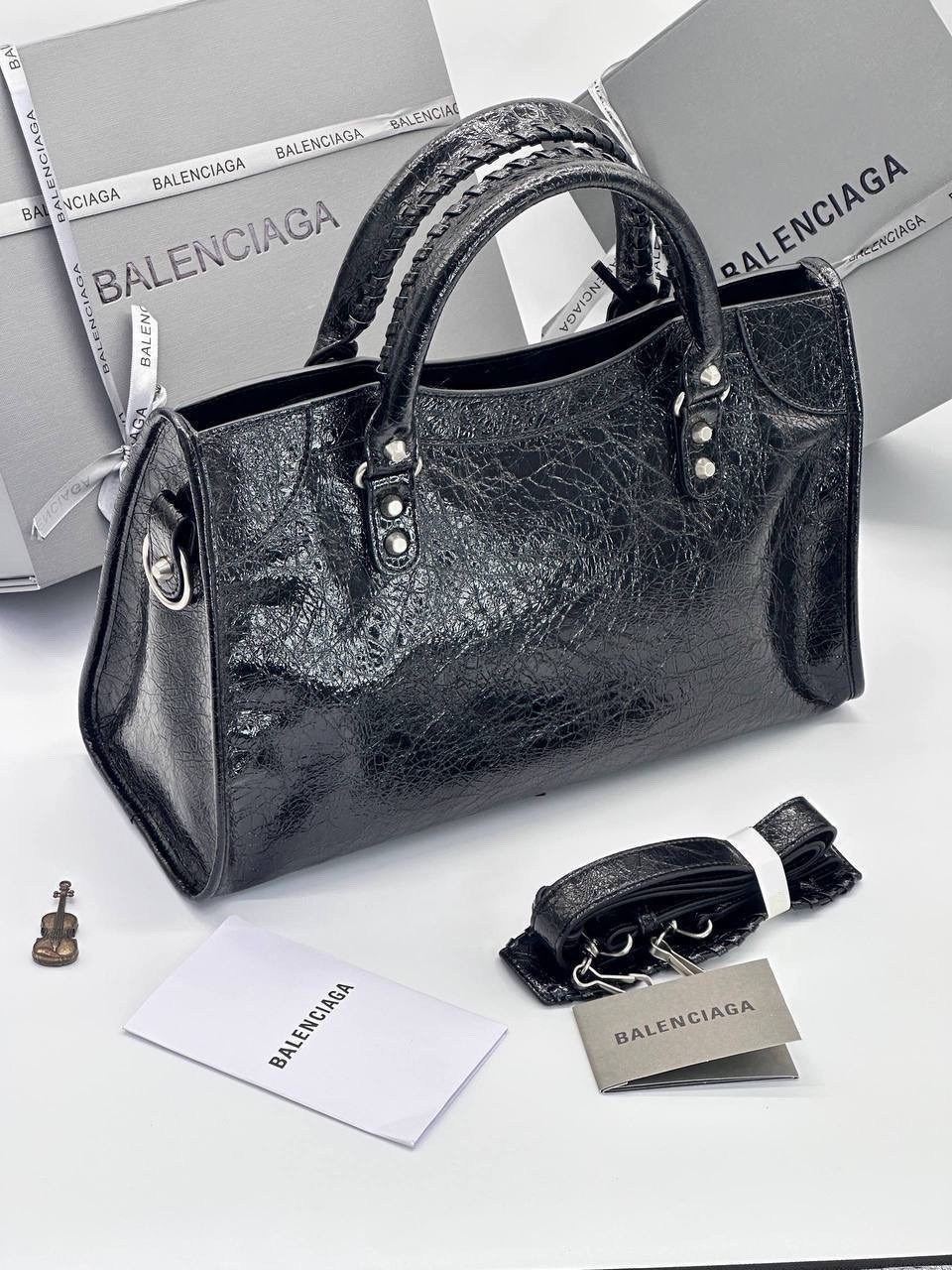 сумки balenciaga,сумка баленсиага серебристая,сумка баленсиага классика,сумка женская balenciaga,сумка balenciaga neo classic черный