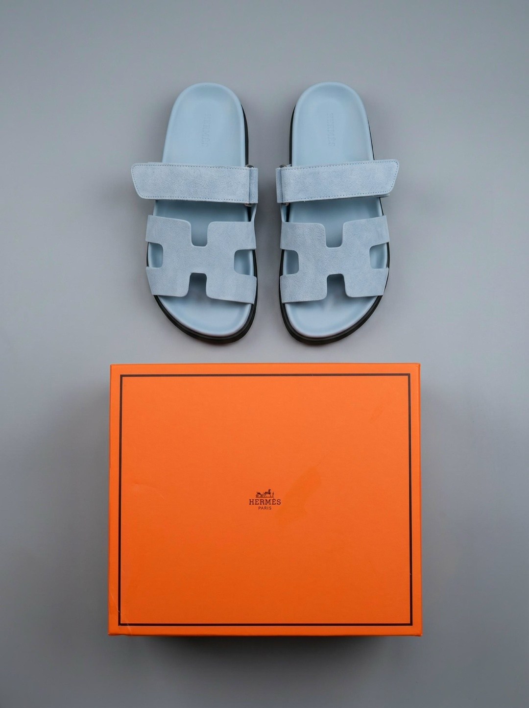 шлепанцы hermes,сандалии hermes,тапочки hermes,шлепки hermes,hermes босоножки