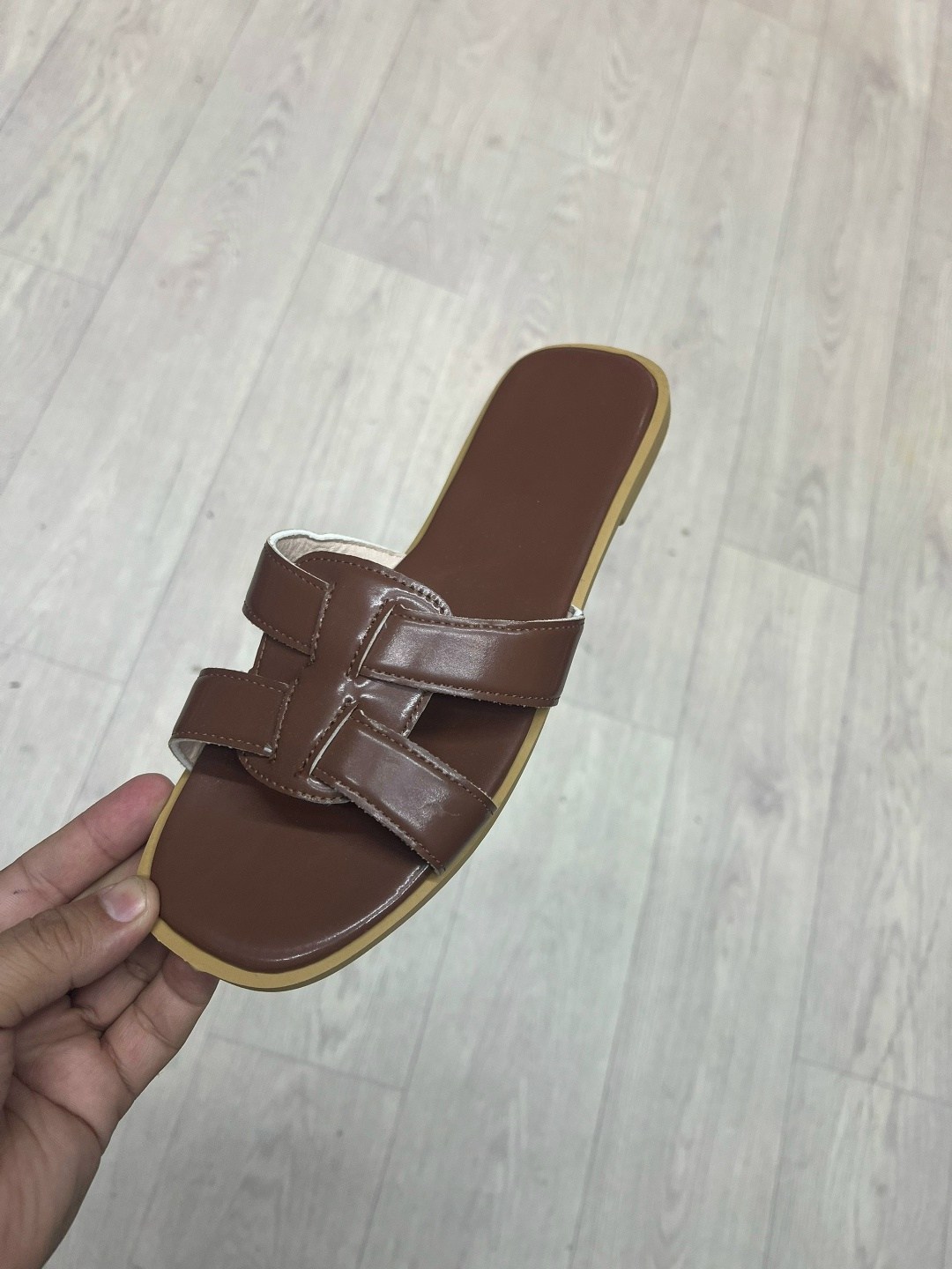 ,сланцы gucci,сандалии gucci,шлепанцы gucci,сандалии