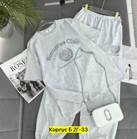 Костюм