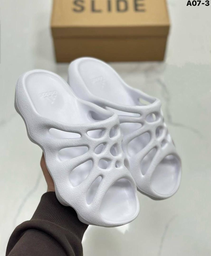 adidas yeezy 450 slide,,сланцы yeezy foam runner,adidas yeezy 450,adidas yeezy foam runner