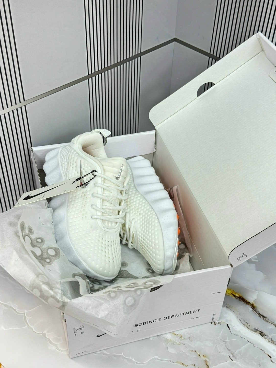 кроссовки,кроссовки nike,кроссовки женские мужские,кроссовки найк,женские кроссовки