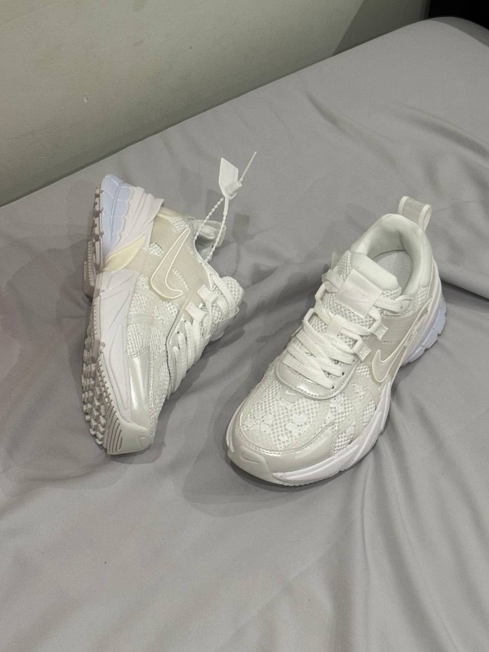 кроссовки nike женские,nike v2k run женские беговые кроссовки,кроссовки nike,кроссовки,nike розовые кроссовки