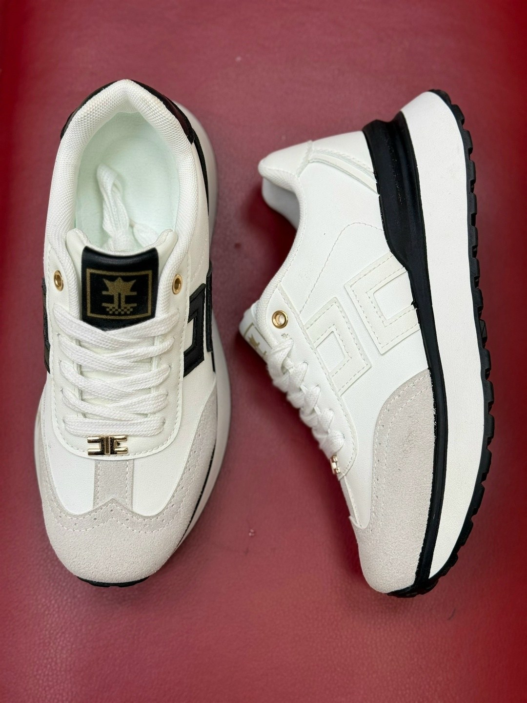 женские кроссовки,,кроссовки guess,повседневные кроссовки,кроссовки белая