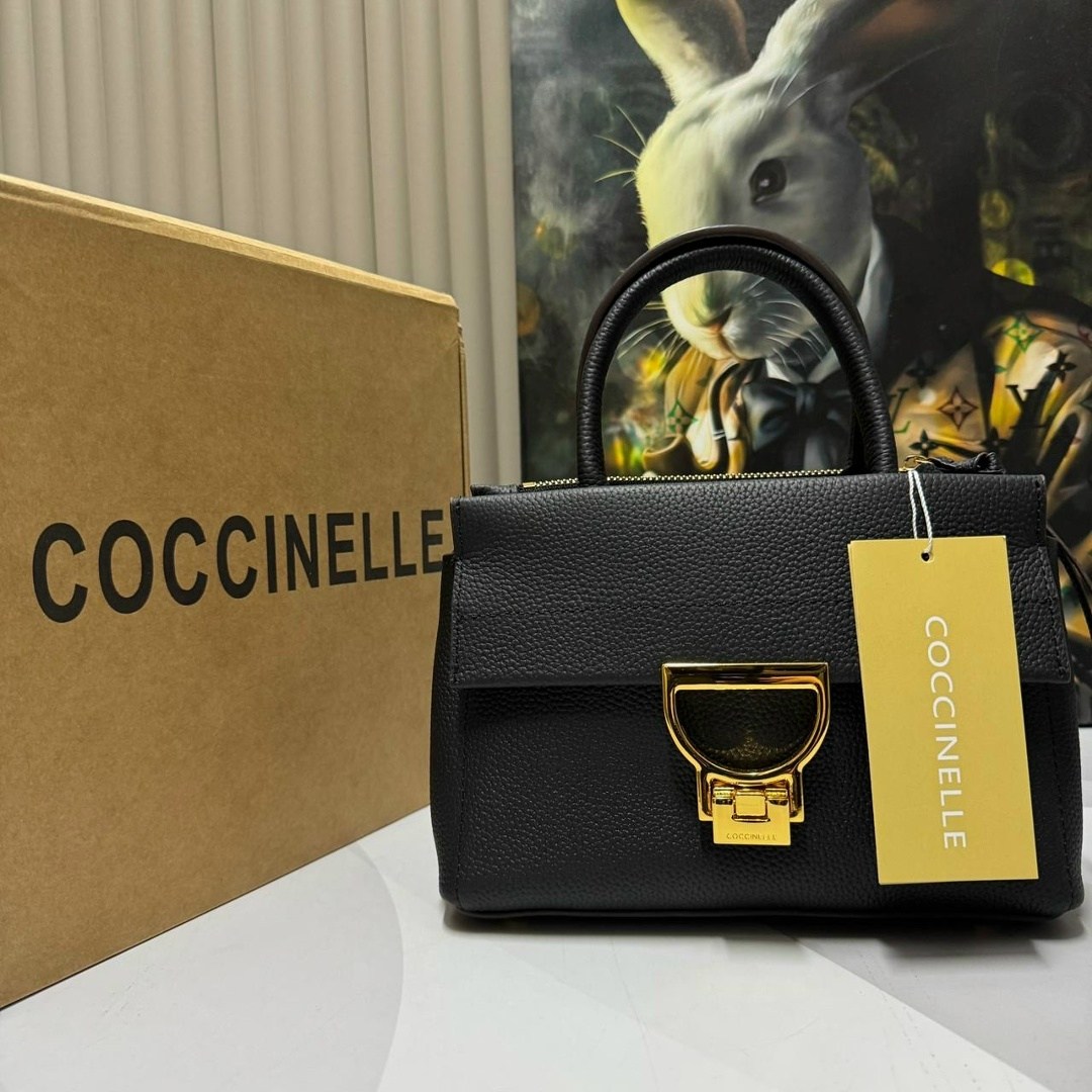 сумка coccinelle arlettis,сумка coccinelle,сумка женская coccinelle,coccinelle сумка coccinelle натуральная кожа,женская бежевая сумка arlettis mini coccinelle