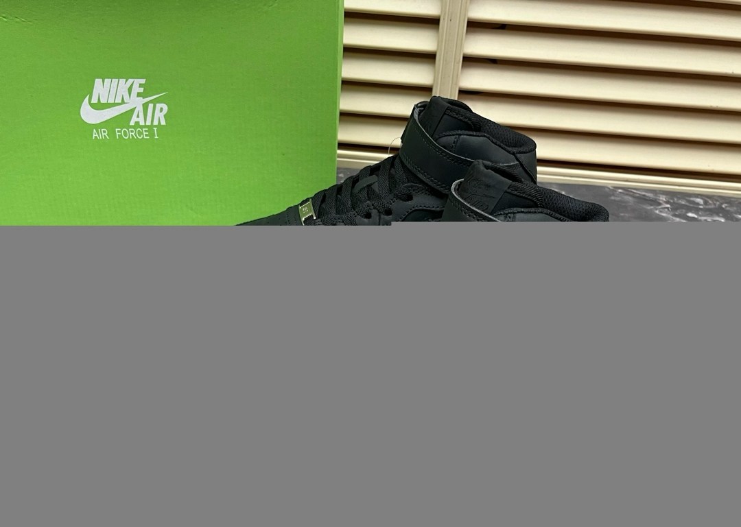 зимние кроссовки nike air force 1 mid,nike air force 1 mid black,nike air force 1 черные,зимние кроссовки найк аир форс,nike air force 1 high black