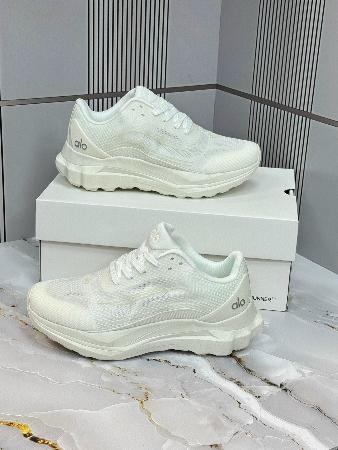кроссовки,женские кроссовки,balenciaga кроссовки женские,кроссовки для женщин,кроссовки alo