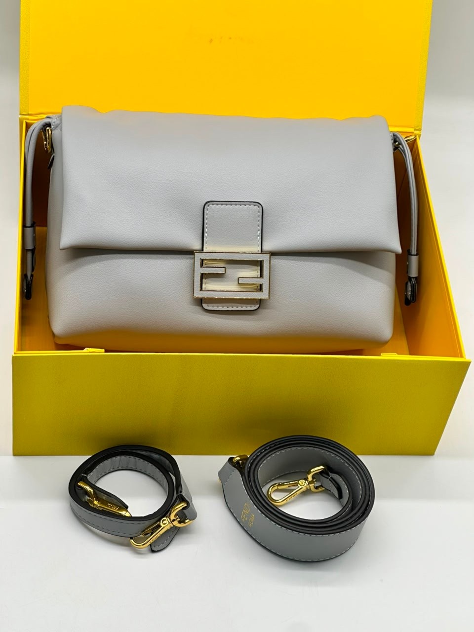 fendi сумка,сумка женская fendi,fendi сумка на плечо,сумка фенди,люкс сумка