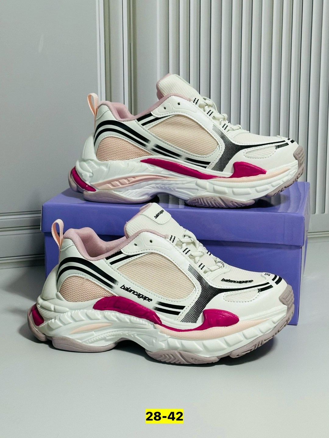 женские кроссовки balenciaga,кроссовки balenciaga,кроссовки женские,кроссовки женские баленсиага,