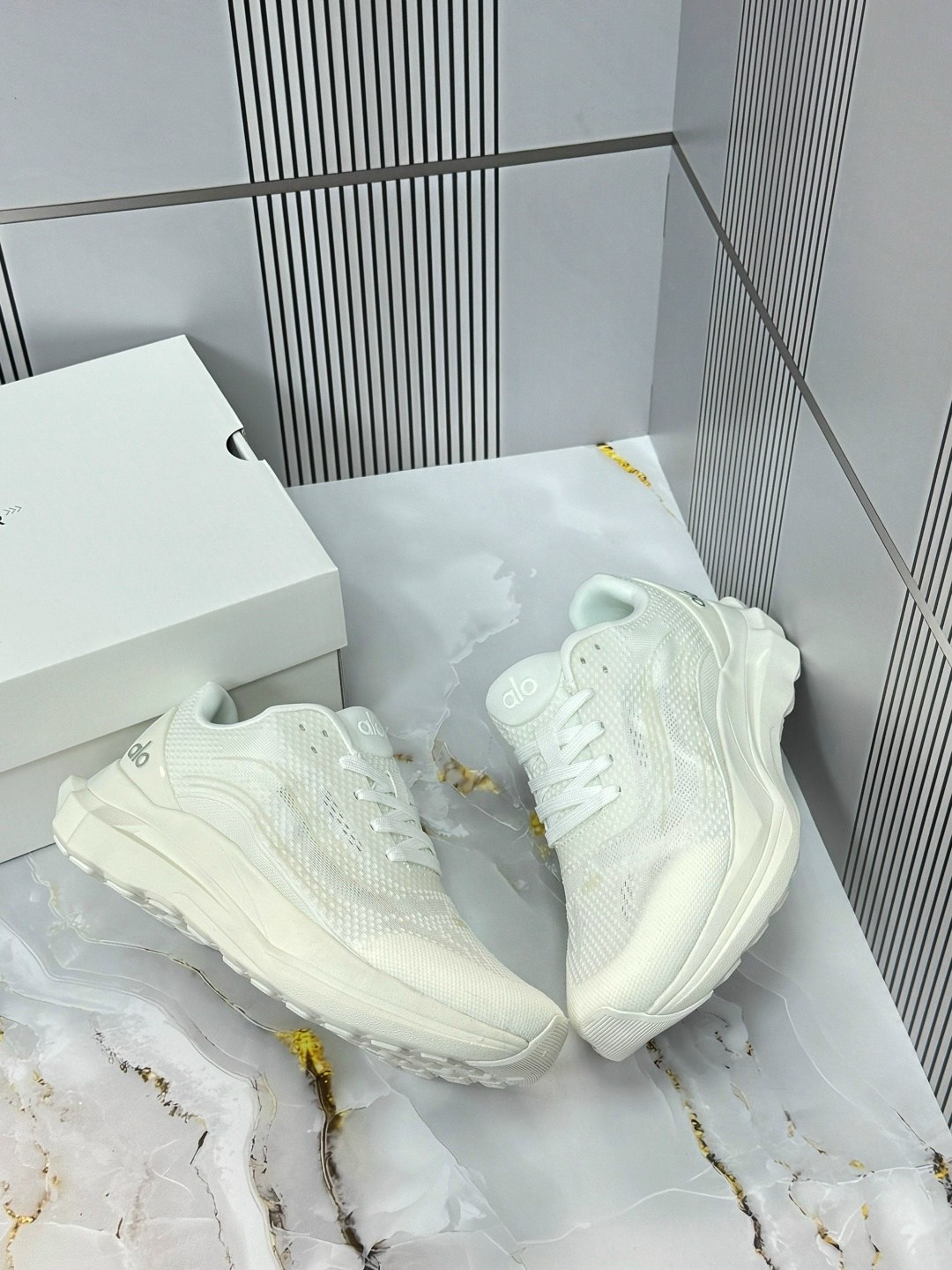 кроссовки,женские кроссовки,balenciaga кроссовки женские,кроссовки для женщин,кроссовки alo