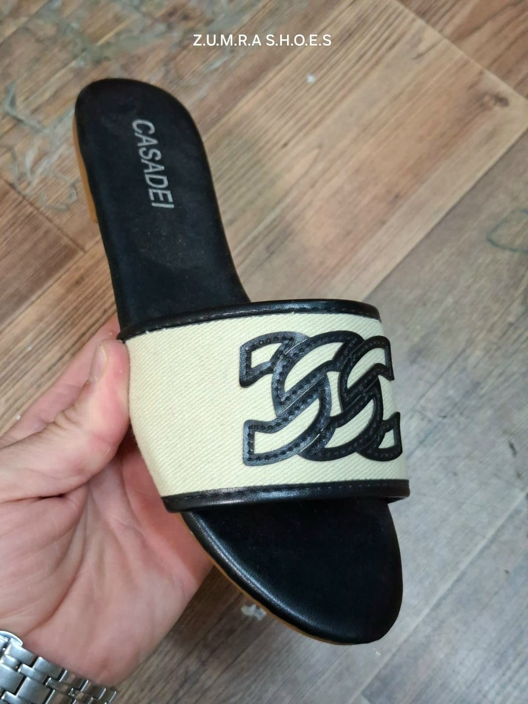 ,женские шлепанцы,шлепанцы celine,босоножки модные,модные шлепанцы