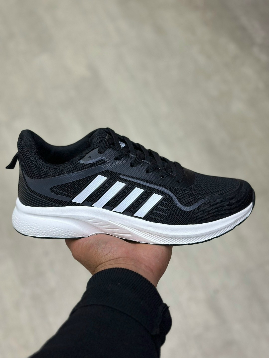 кроссовки adidas,кроссовки мужские adidas,кроссовки адидас новая коллекция 2026,адидас мужские кроссовки,кроссовки