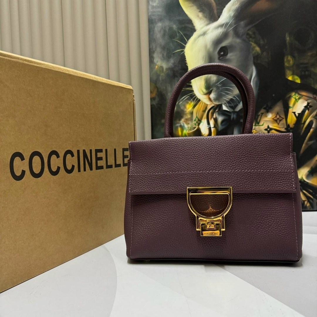 сумка coccinelle arlettis,сумка coccinelle,сумка женская coccinelle,coccinelle сумка coccinelle натуральная кожа,женская бежевая сумка arlettis mini coccinelle