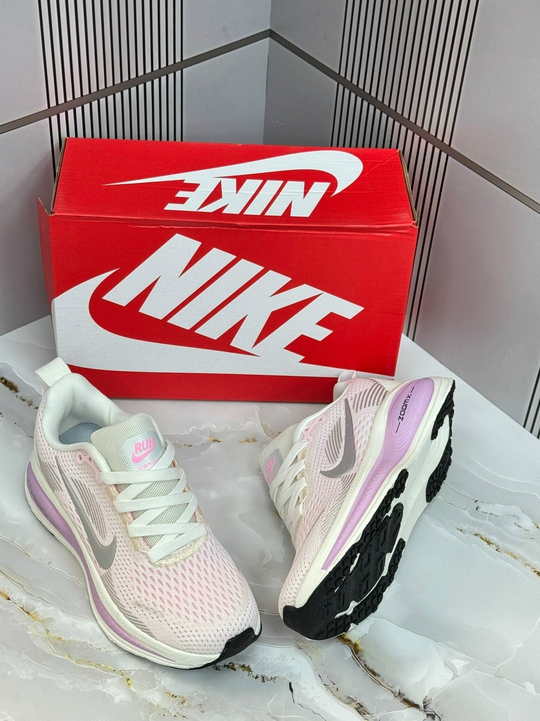 кроссовки nike,кроссовки,кроссовки женские nike,кроссовки nike air zoom vomero,женские кроссовки