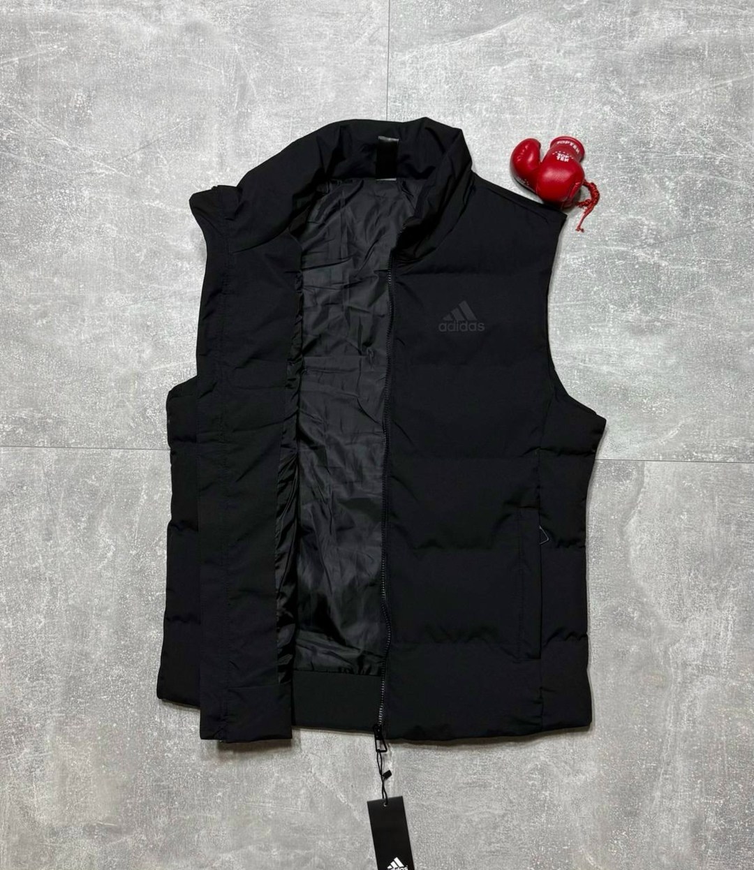 жилет adidas,жилет adidas sportswear adidas,жилет утепленный adidas adidas,жилет утепленный adidas,жилет безрукавка мужская adidas