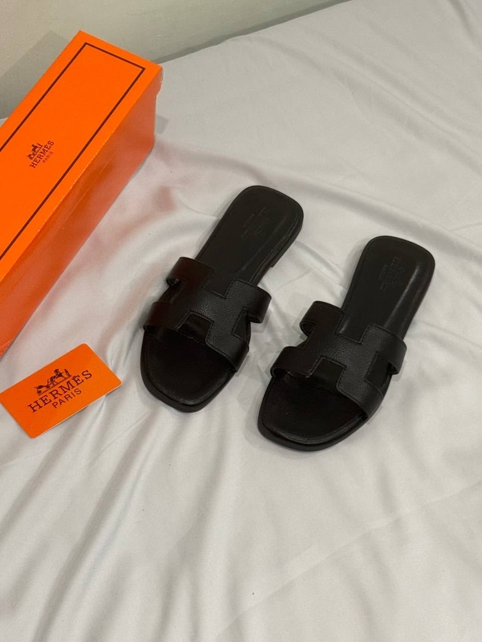шлепанцы hermes,шлепки hermes женские,тапочки hermes,шлепки эрмес,шлепки гермес женские